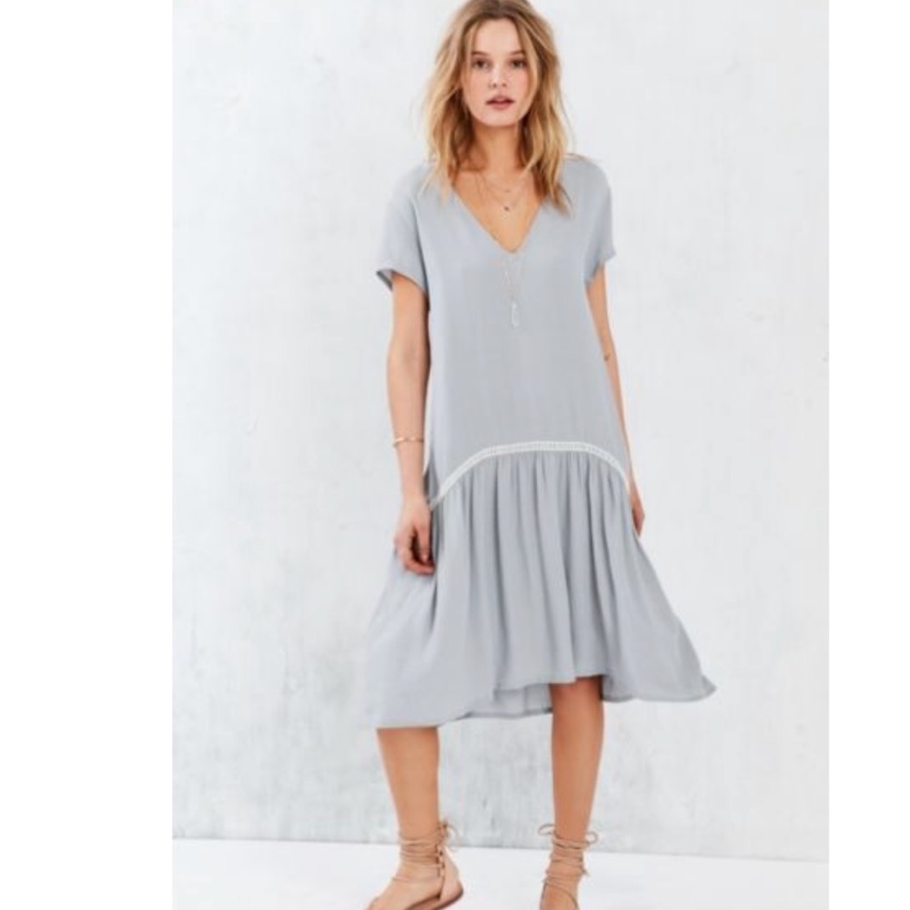 Little White Lies Blue midi dress from Urban